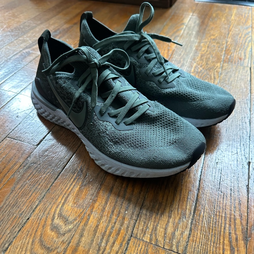 Nike React Men's Olive Green Athletic Shoes